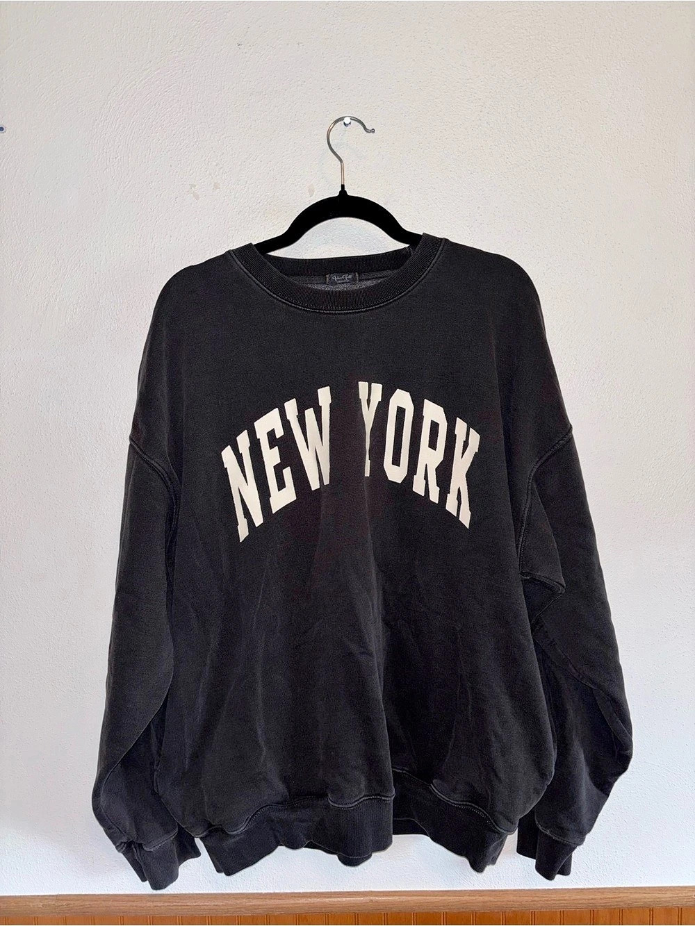 John Galt New York Graphic Sweatshirt in Black